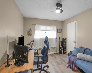 10546 Waving Fields Drive - Photo Thumbnail 28