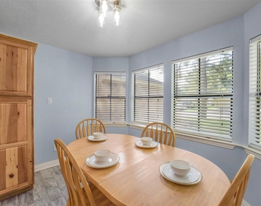 10546 Waving Fields Drive - Photo Thumbnail 18