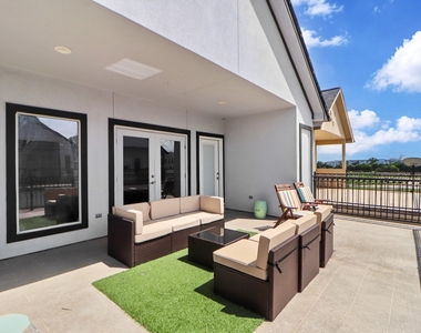 3045 Clinton Drive - Photo Thumbnail 26