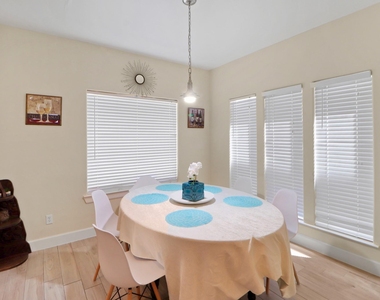 3045 Clinton Drive - Photo Thumbnail 10