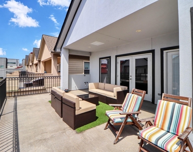 3045 Clinton Drive - Photo Thumbnail 27