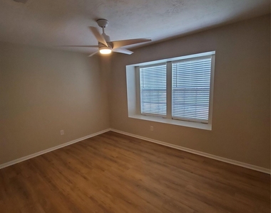 2514 Windswept Drive - Photo Thumbnail 29