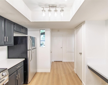 14555 Wunderlich Drive - Photo Thumbnail 5