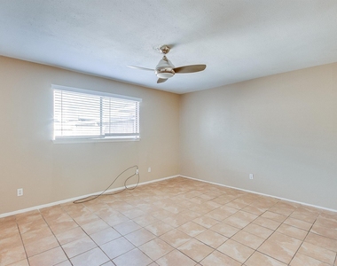 2689 Gessner Road - Photo Thumbnail 5