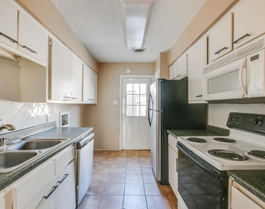 2689 Gessner Road - Photo Thumbnail 2