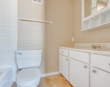 2689 Gessner Road - Photo Thumbnail 11