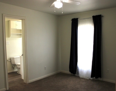 219 W 5th Street - Photo Thumbnail 5