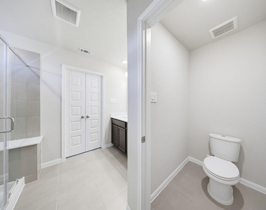 18560 Meadow Point Lane - Photo Thumbnail 11
