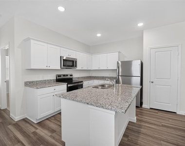 10314 Red Orchid Drive - Photo Thumbnail 6
