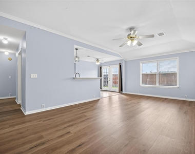 510 Cypresswood Trace - Photo Thumbnail 6