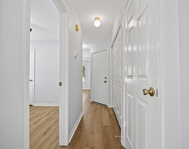 510 Cypresswood Trace - Photo Thumbnail 19