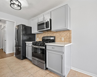 510 Cypresswood Trace - Photo Thumbnail 9