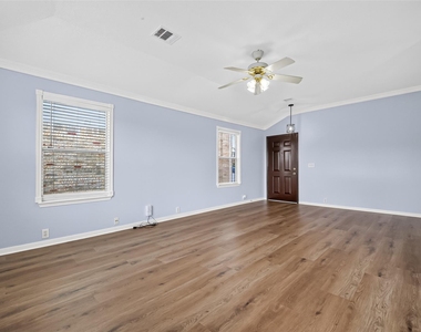 510 Cypresswood Trace - Photo Thumbnail 3