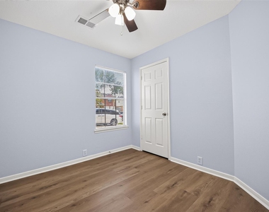 510 Cypresswood Trace - Photo Thumbnail 15