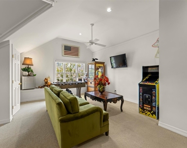 5305 Fieldwood Drive - Photo Thumbnail 18