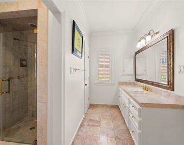 5305 Fieldwood Drive - Photo Thumbnail 16