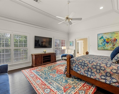 5305 Fieldwood Drive - Photo Thumbnail 13