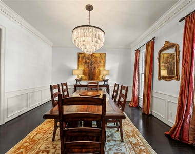 5305 Fieldwood Drive - Photo Thumbnail 5