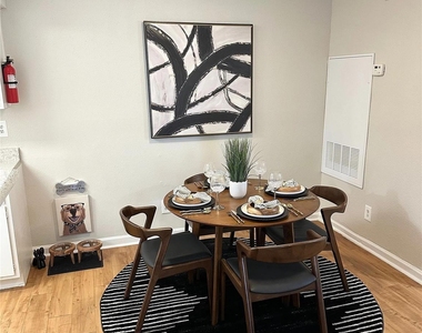 10601 Sabo Road - Photo Thumbnail 5