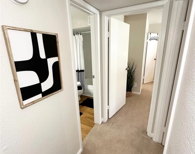10601 Sabo Road - Photo Thumbnail 18