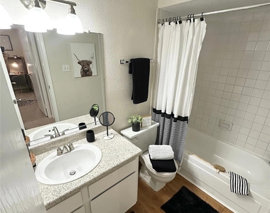 10601 Sabo Road - Photo Thumbnail 19