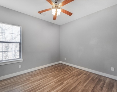6501 Stratton Street - Photo Thumbnail 14