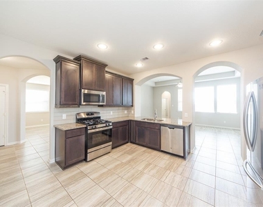 5626 Verona Ridge Drive - Photo Thumbnail 9