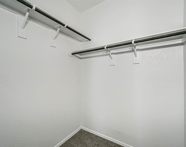 5626 Tabula Rasa Dr - Photo Thumbnail 22