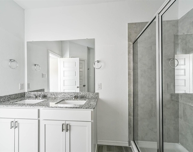 5626 Tabula Rasa Dr - Photo Thumbnail 23