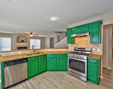 19803 Lindenwick Court - Photo Thumbnail 12