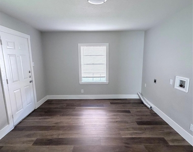 7011 Anderson Street - Photo Thumbnail 15