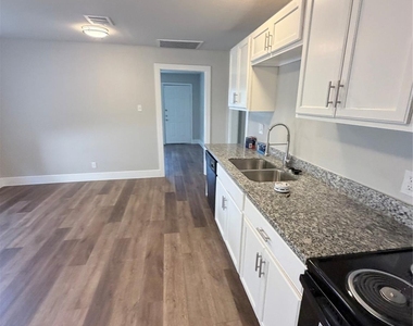 7011 Anderson Street - Photo Thumbnail 10