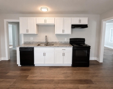 7011 Anderson Street - Photo Thumbnail 7