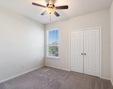 3235 Longleaf Meadows Drive - Photo Thumbnail 19