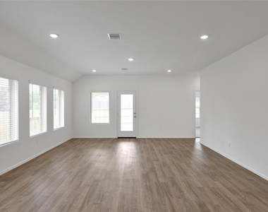 3609 Oakvale Drive - Photo Thumbnail 17