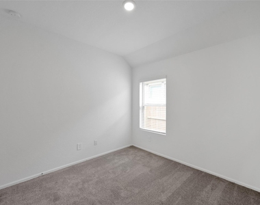 3609 Oakvale Drive - Photo Thumbnail 32