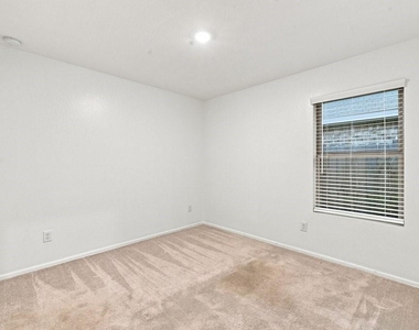 7227 Gorrion Drive - Photo Thumbnail 14