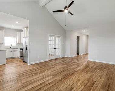 15650 Honey Cove Drive - Photo Thumbnail 2