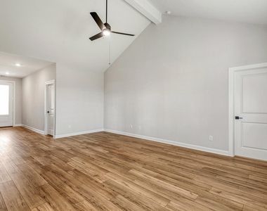 15650 Honey Cove Drive - Photo Thumbnail 3