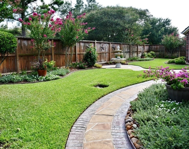 16415 Burham Park Drive - Photo Thumbnail 16