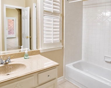 16415 Burham Park Drive - Photo Thumbnail 26