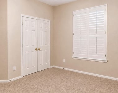 16415 Burham Park Drive - Photo Thumbnail 33