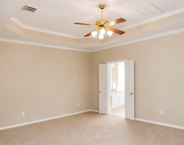 16415 Burham Park Drive - Photo Thumbnail 21