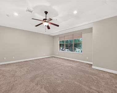 4307 Lake Walk Court - Photo Thumbnail 28