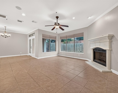 4307 Lake Walk Court - Photo Thumbnail 10