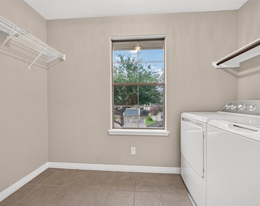 4307 Lake Walk Court - Photo Thumbnail 26