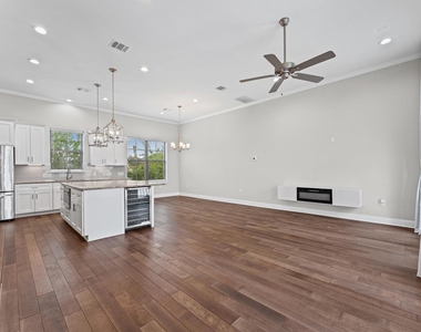 3339 Beverly Forest Drive - Photo Thumbnail 9