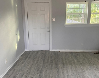 2518 Lidstone Street - Photo Thumbnail 10