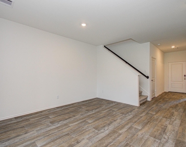 3046 Bloomsbury Terrace Drive - Photo Thumbnail 20