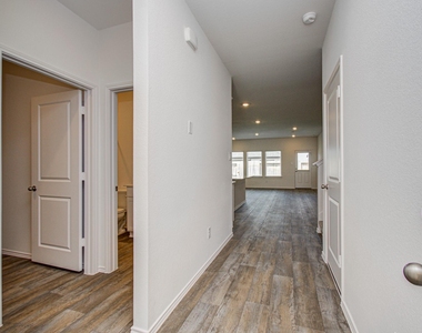 3046 Bloomsbury Terrace Drive - Photo Thumbnail 5